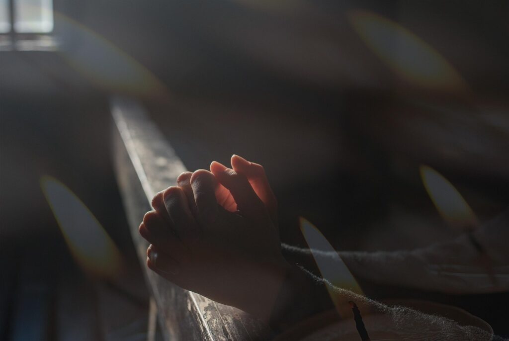 忘れたい好きな人を忘れるための効果的な方法は？