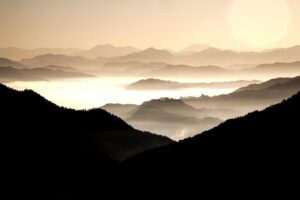 過去に囚われている恋愛を乗り越えるための方法は？