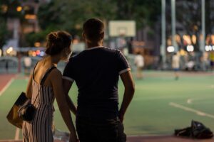 付き合う前のデートでの不安を解消する方法は？