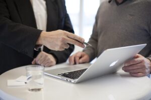 出会いがない社会人が恋愛を成功させるための方法は？