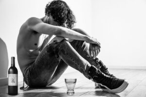 恋愛依存かもしれない自分を克服する方法は？